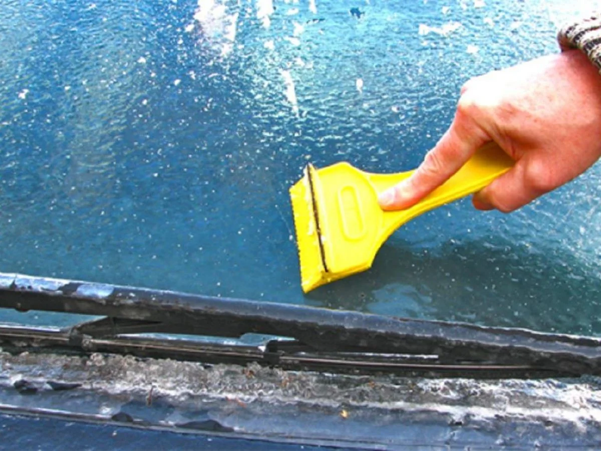 Ocet na okna v zimě – proč jej používají profesionální údržbáři - image 2