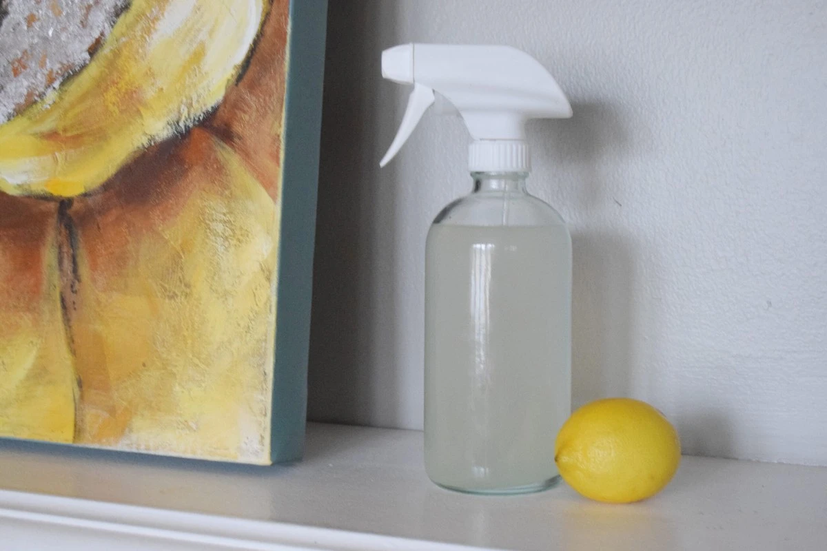 Citrónová šťáva místo čistče na oken – stejný výsledek, poloviční cena