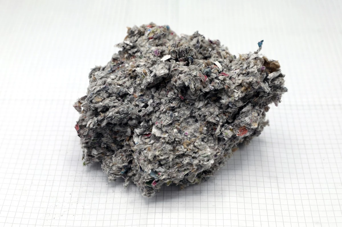 Staré noviny za radiátorem? Snižují náklady na topení o 30 procent - image 1