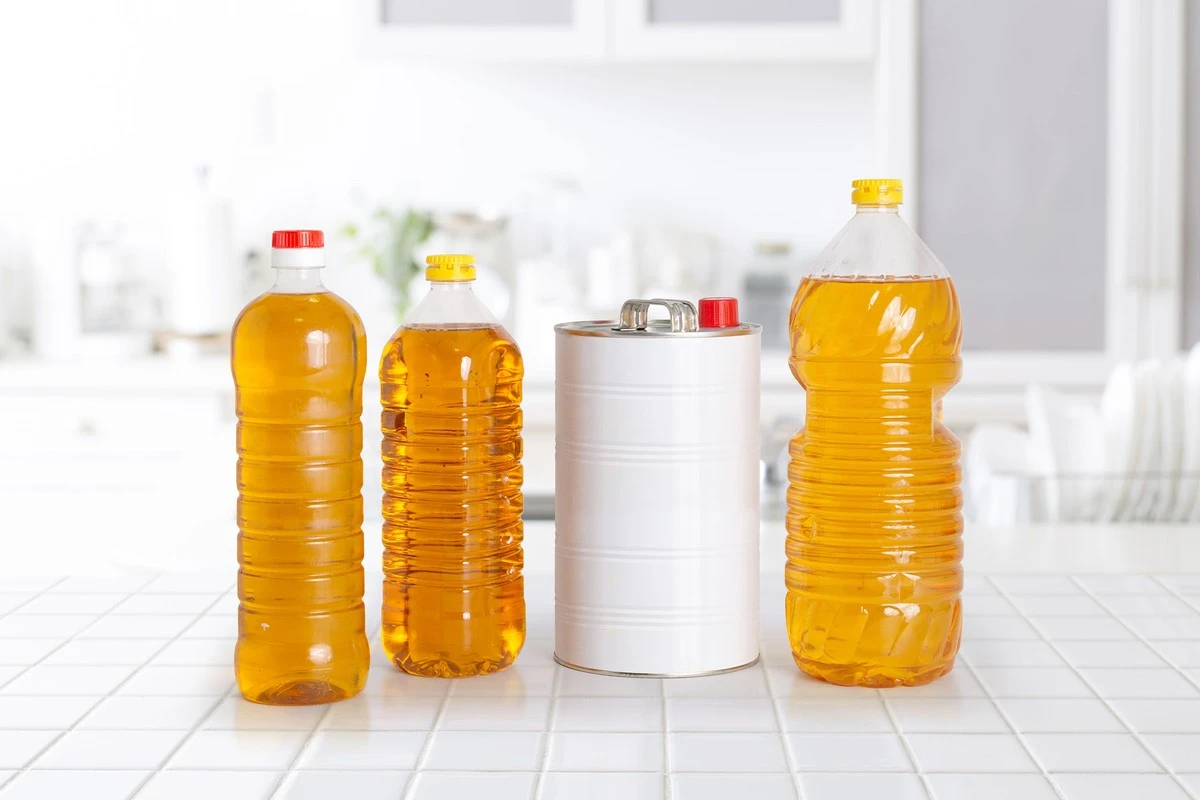 Instalatéři vás prosí: nikdy si nestékejte tento olej do odpadu - image 1