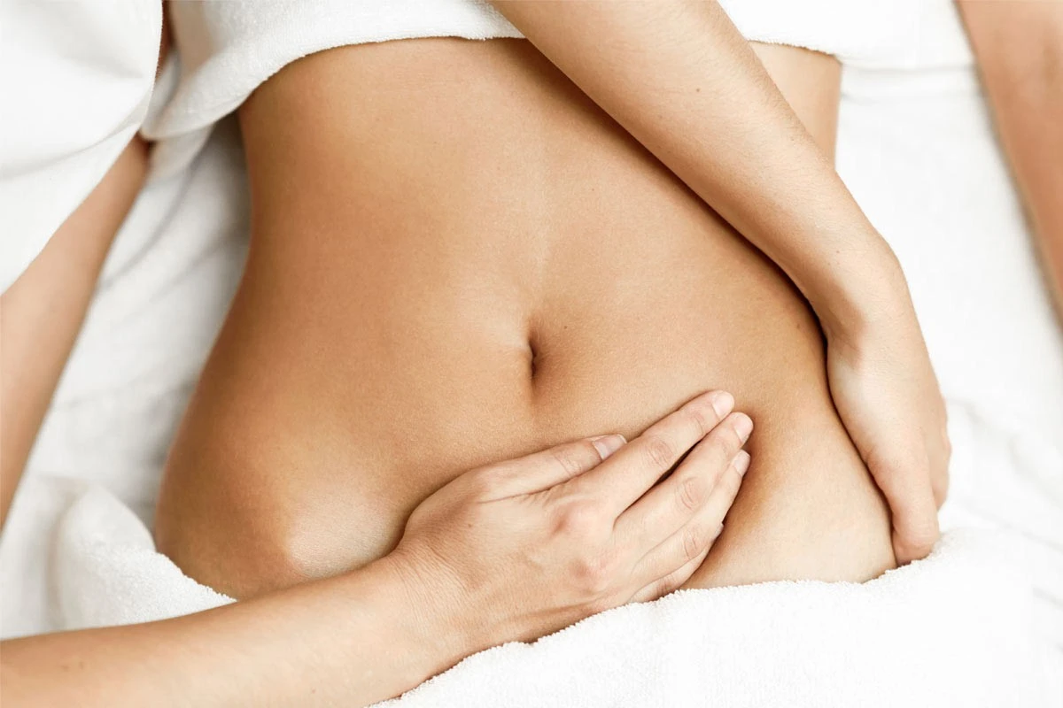 Masáž břicha — to tvrdí fyzioterapeuti v každém svém ordinačním pokoji - image 1