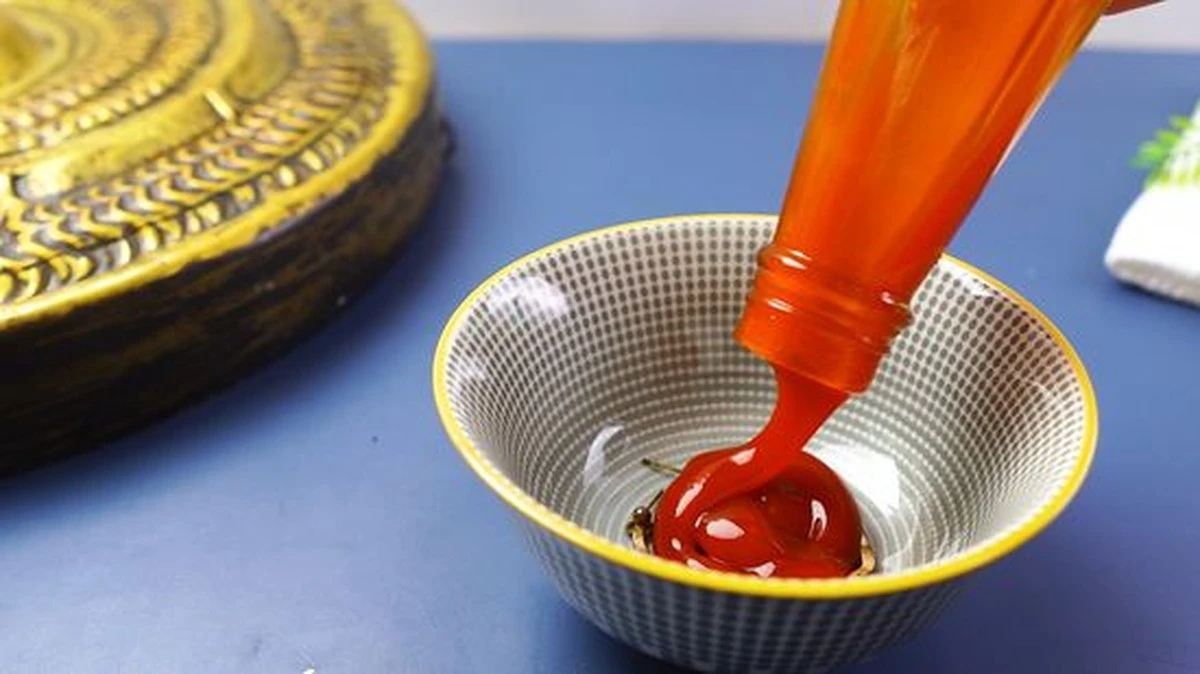 Kečup na měděné trubky? Elektrikáři tím leští kovy jako profesionálové - image 1