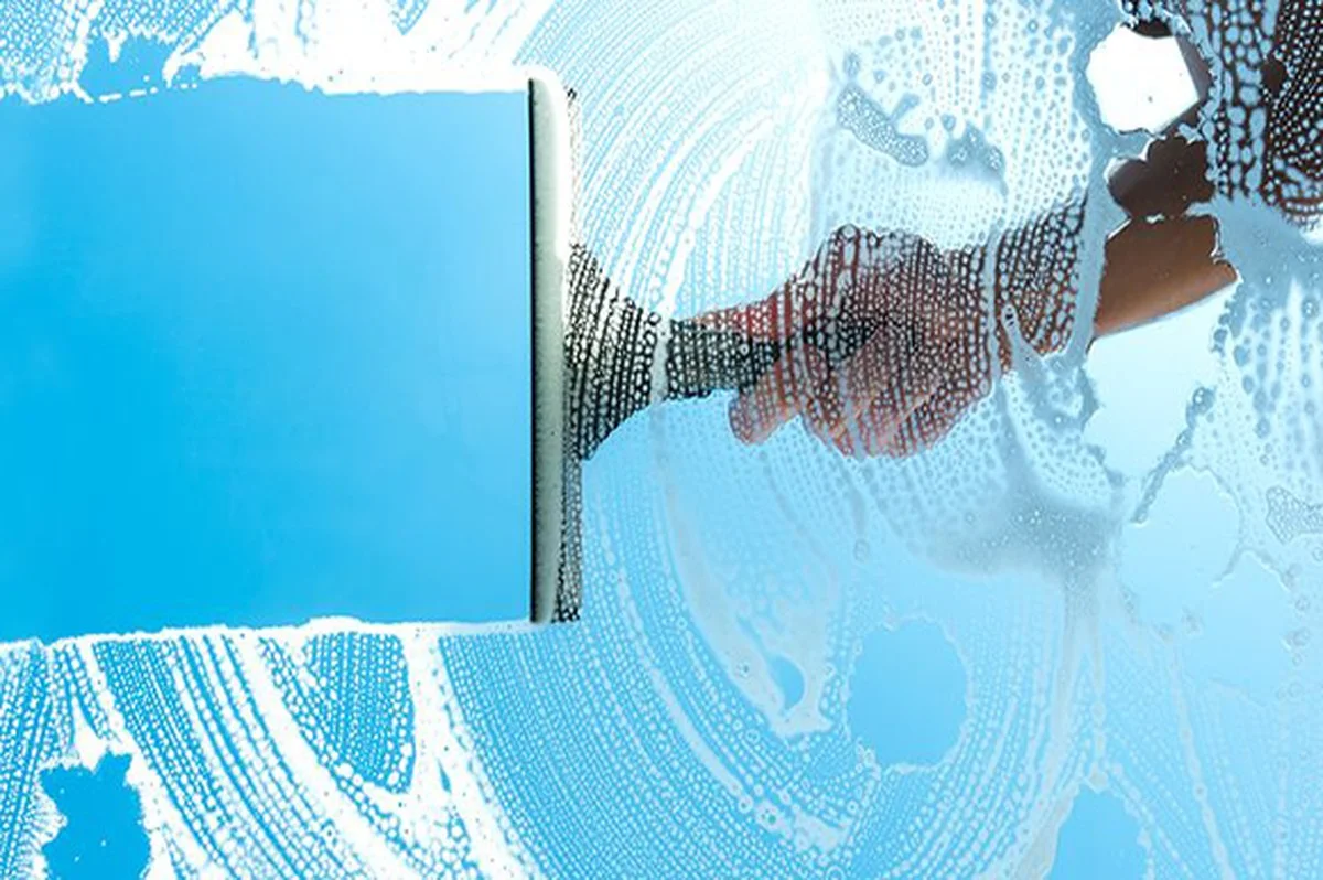 Obyčejné mýdlo na okénka: proč to skrývají profesionální čističi - image 2