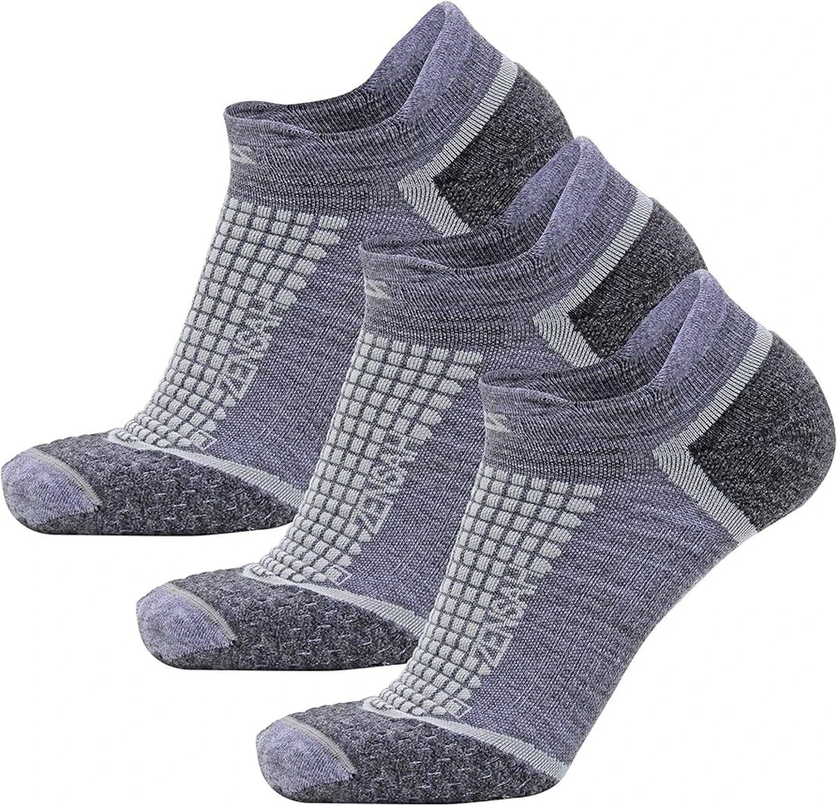 Použijte starý ponožku jako zimní pomůcku pro rozpuštění ledu na schůdkách - image 2