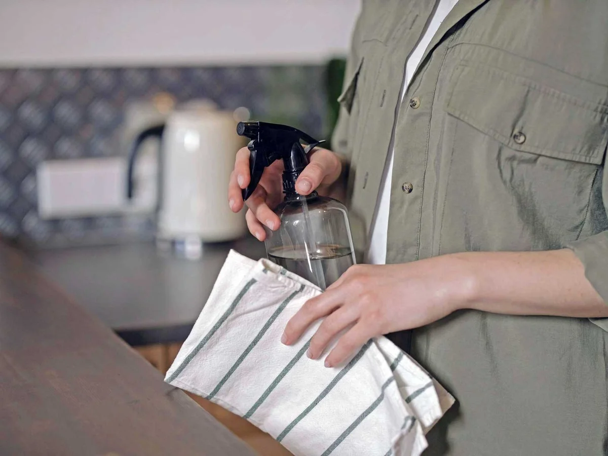 Použitý kafový filtr na okno? Vám prostě zmizí zápachy z bytu - image 2