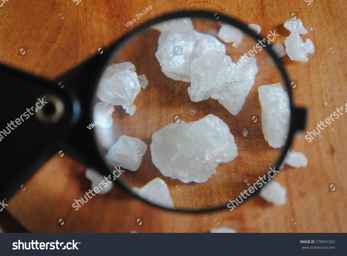 Proč si některé restaurace dávají sůl pod hrníček na víno - image 1