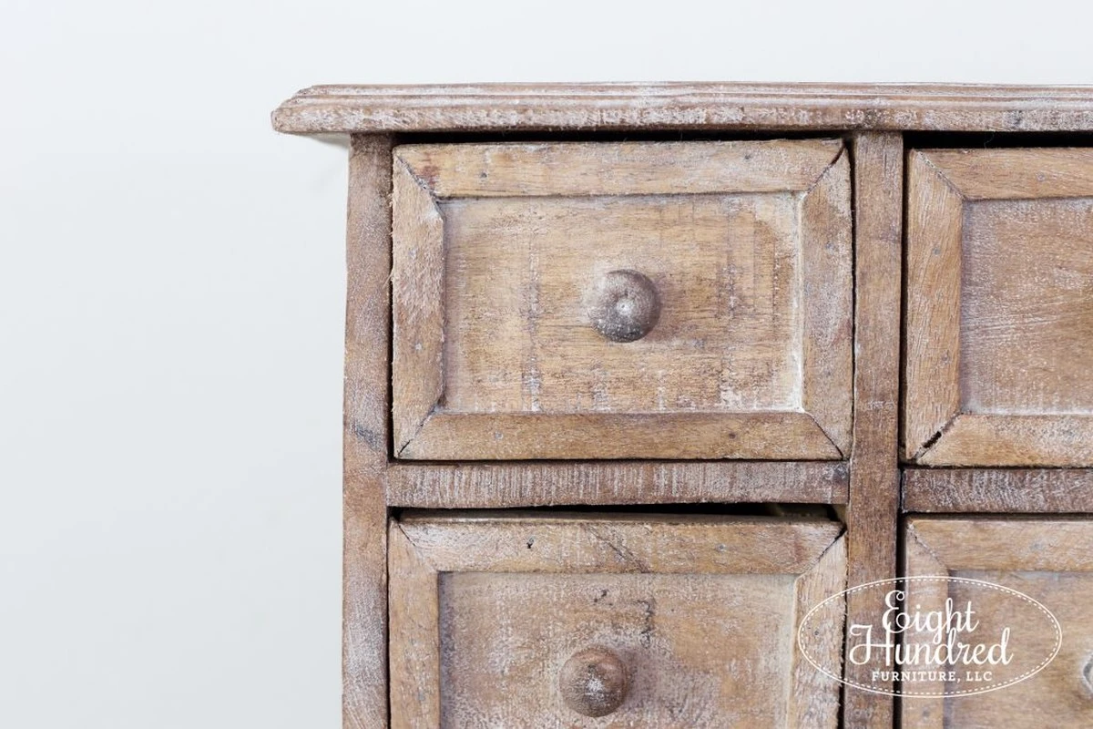 Kousky bílého vosku na silnici? Návod na doma vyrobené klíče bez řezače