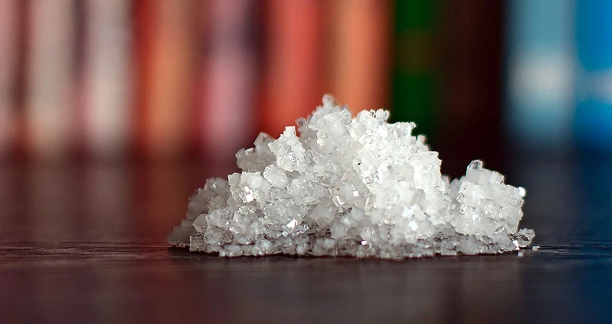 Sůl do myčky nepatří. Vyzkoušejte místo toho tento levný trik - image 1