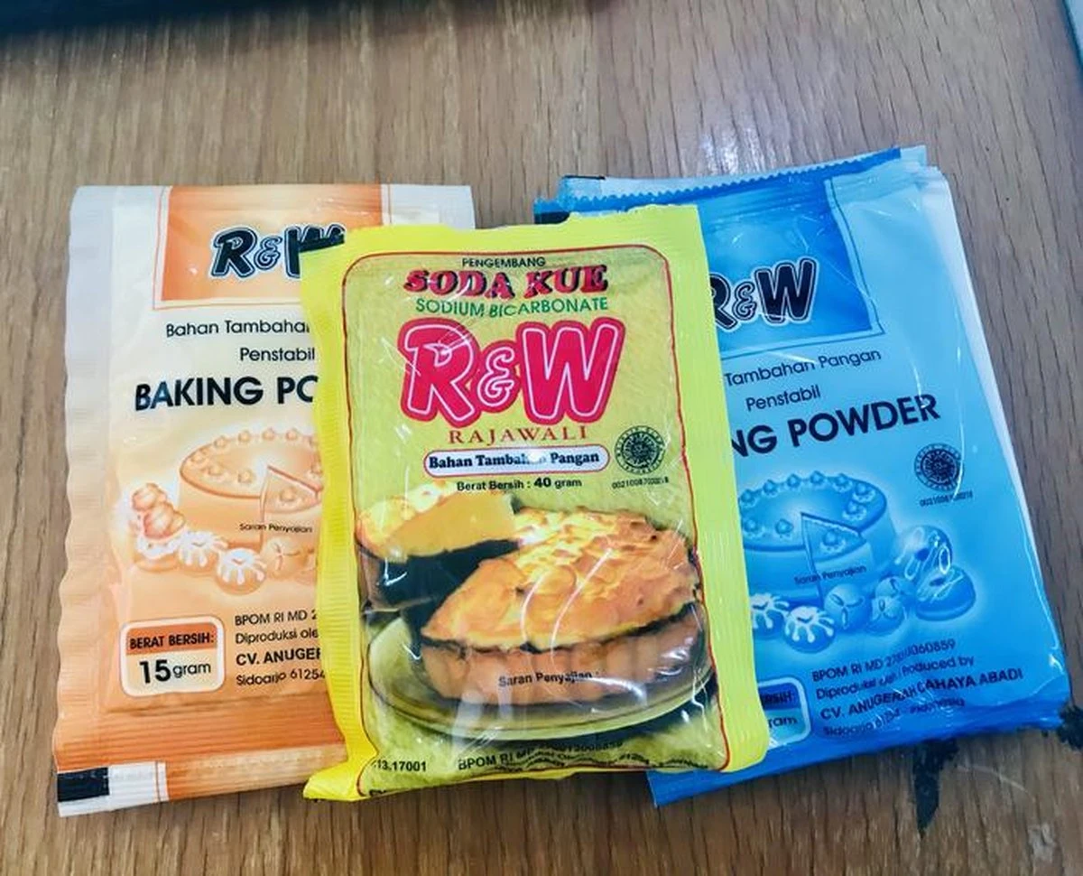 Jednoduché pipety se soudou: jak opravit vlhkost v ložnici za pět minut