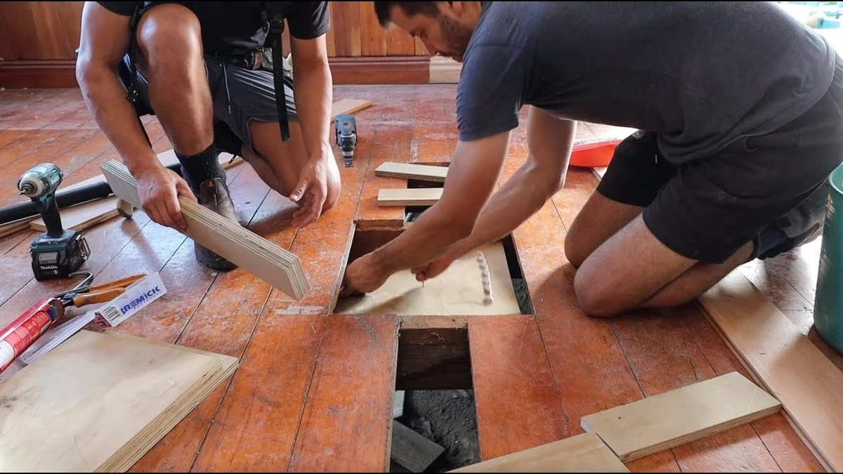 Tesař prozradil: Proč se dřevo v domě „pohybuje