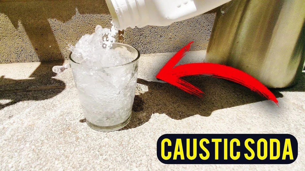 Soda do stoku a horká voda – zázrak místo drahých čističů - image 1