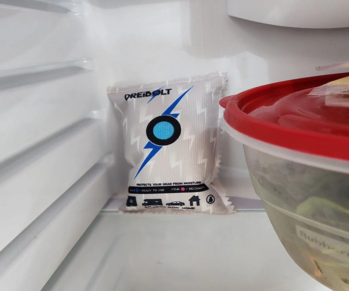 Starý ponožka v lednici? Genialní řešení na vlhkost - image 1