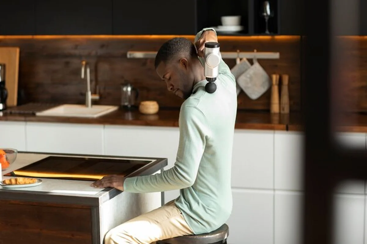 Péče o páteř při domácím vaření: rady pro ženy 50+