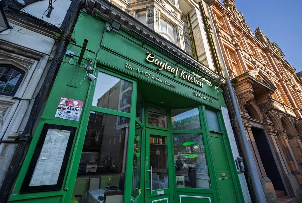 Bobkový list do mouky: jak staleté triky zastavují hmyz v kuchyni