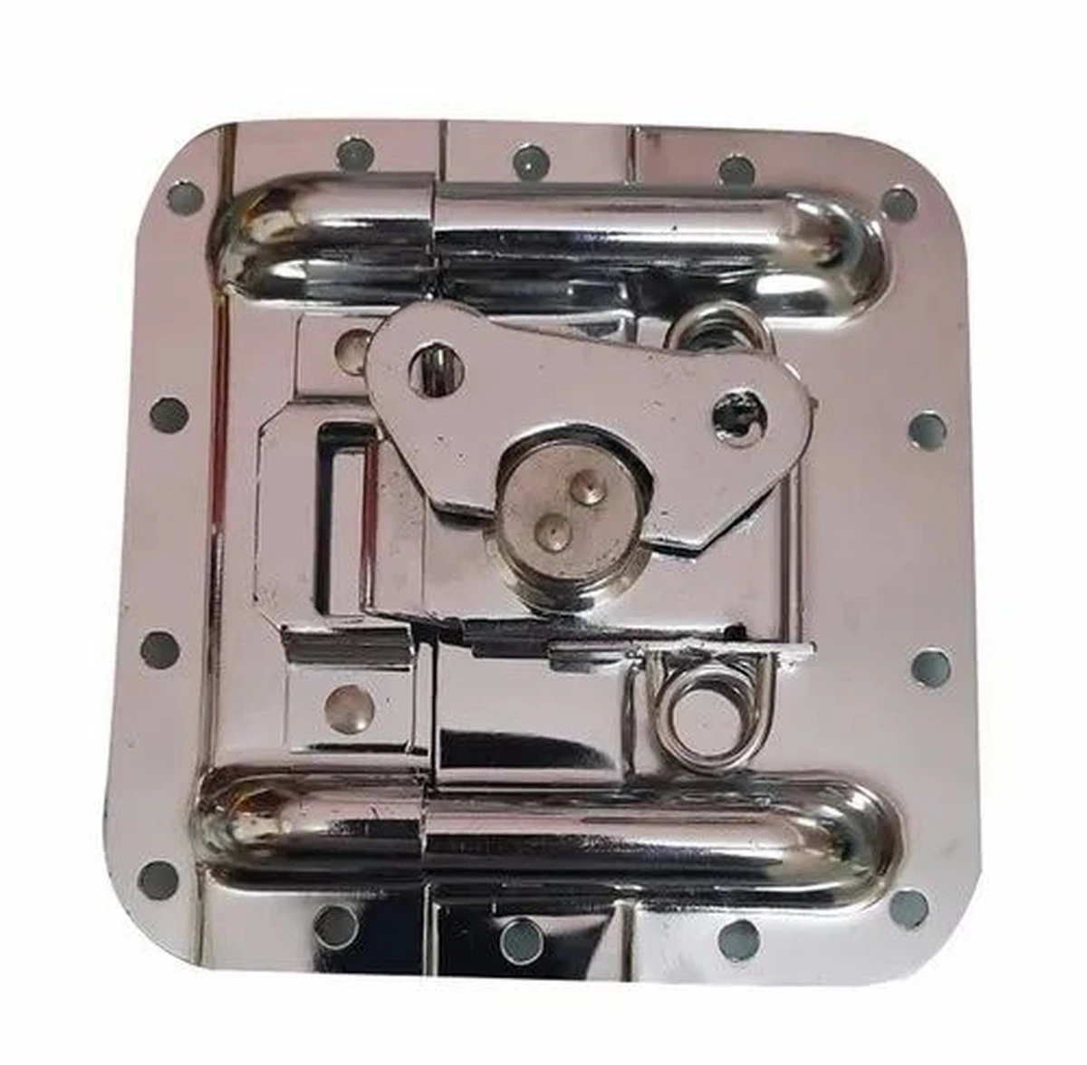 Kousek másla na zámku? Starosvětský trik, který funguje lépe než sprej