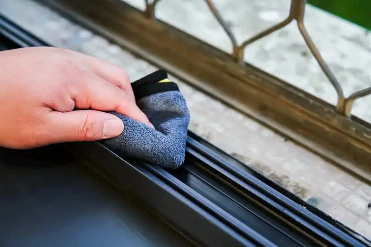 Jedlá soda na okenních drážkách? Výsledek překvapí - image 1