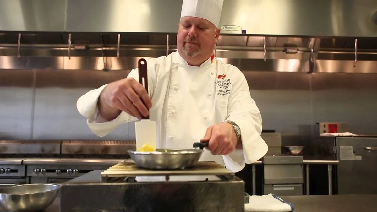 Proč každý zkušený kuchař přidá ocet do vroucí vody s vejci - image 2