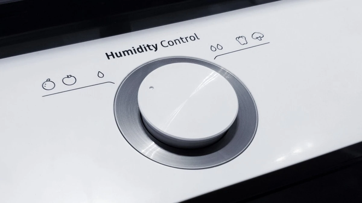 Papírová ručník v lednici zbavuje plísně bez chemie - image 2