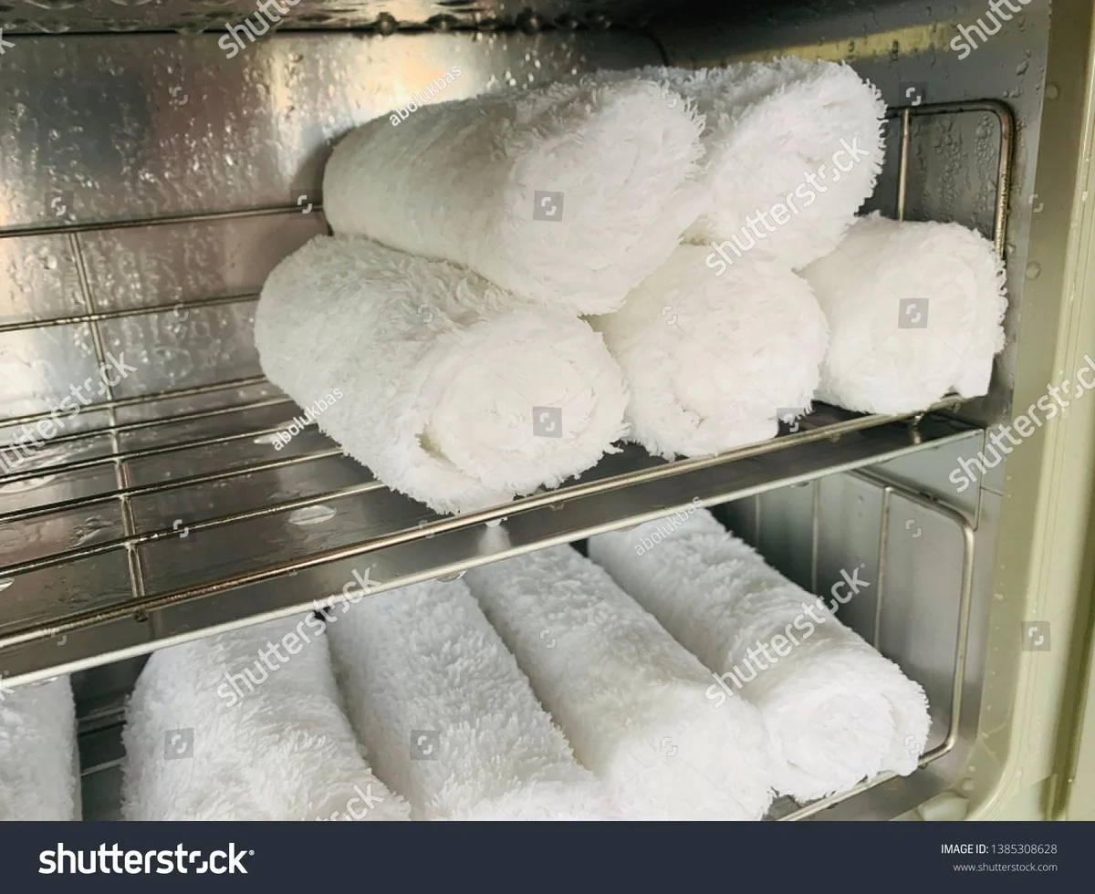 Vlhký ručník v lednici prodlužuje čerstvost zeleniny o týden