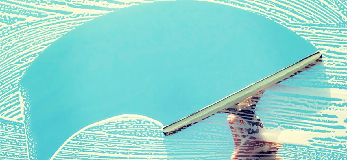 Voda z vaření brambor nahradí drahý čistič na okna a lesklý vzhled je zadarmo - image 2