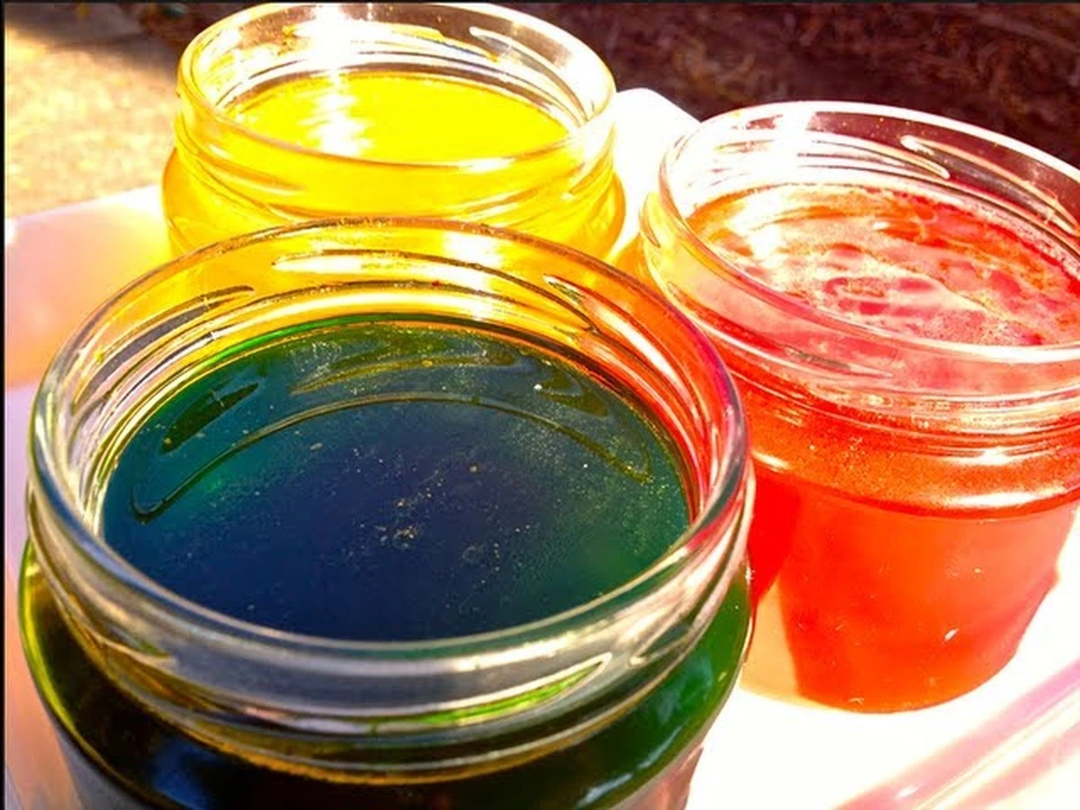 Soda do lednice neutralizuje zápachy lépe než drahé gelové difuzéry - image 2