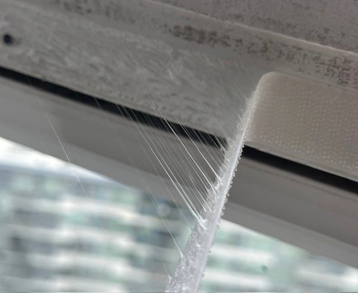 Ocet na okenní rámy vytře mazlavost, kterou vám prodejci skrývají - image 2