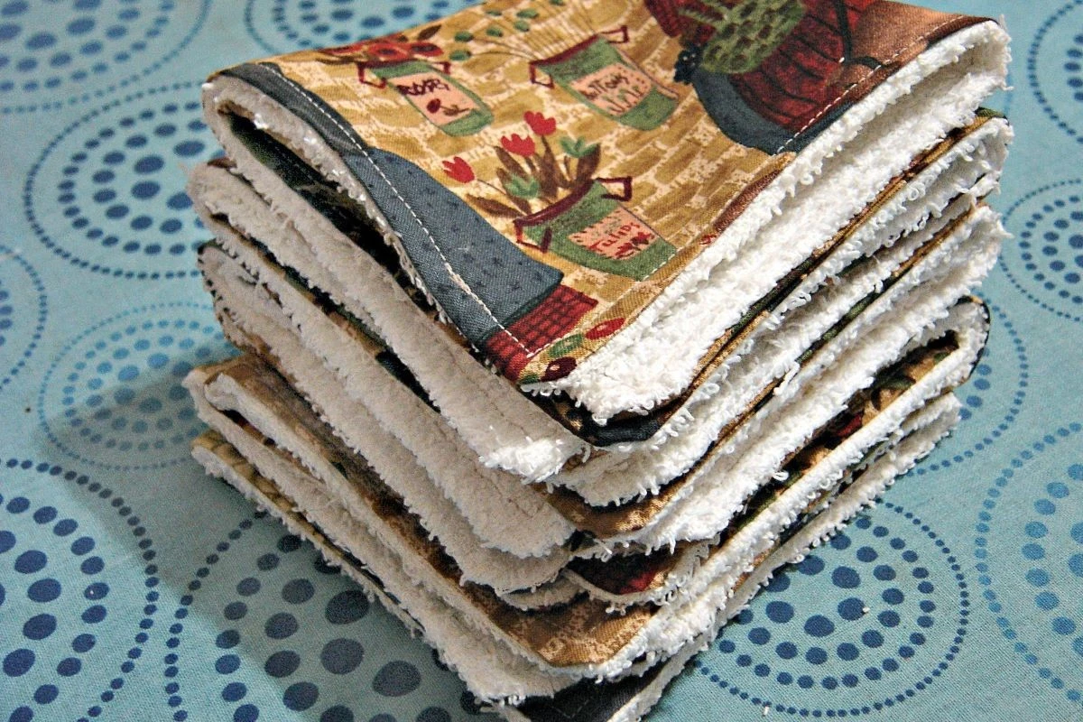 Staré ponožky jako nejlevnější čistící hadr? Ekonomika家 to vědí - image 2